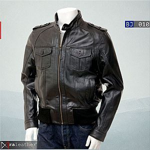 Jaket Kulit Bomber Pria BJ010 - Simplicity Meets Premium Quality
