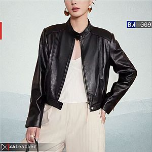 Jaket Kulit Wanita BW009 – Minimalis Elegan, Gaya Chic Modern